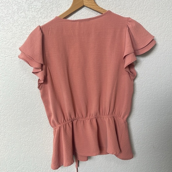 Iris Scalloped Blouse Peplum Top Pink size Medium - Picture 9 of 10